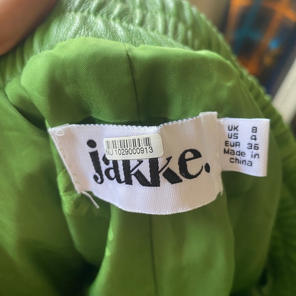 Jakke. Suit set in green faux leather size 4 - Picture 6 of 6